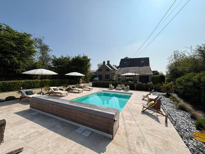 Location de vacances pour 6 personnes, avec jardin ainsi que piscine et jacuzzi, adapté aux familles dans Ellon