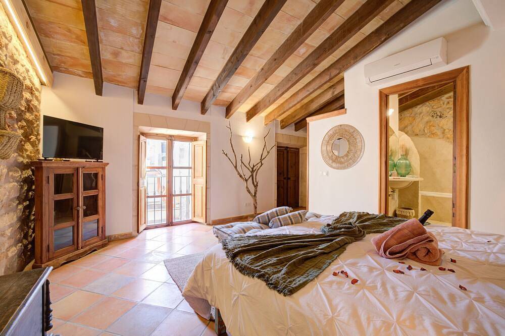 Hotelet Ca'n Oms Picasso by Rentallorca in Petra, Interior de Mallorca