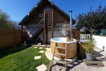 Gîte pour 4 personnes, avec jacuzzi et jardin à Goderville