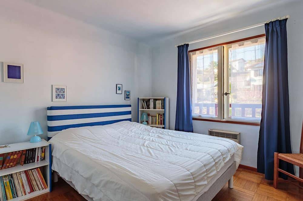 Country Home Near Beaches and Cities – Spacious, 4 Bedrooms, Wifi, Garden, Parking in Briscous, Bayonne region