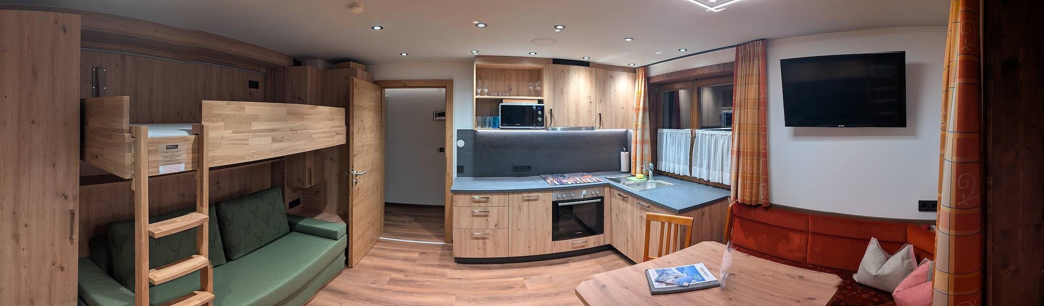 Geheel vakantieappartement, App. "Tobias" 1 Schlafraum, 3-4 Personen in Hintertux, Tux