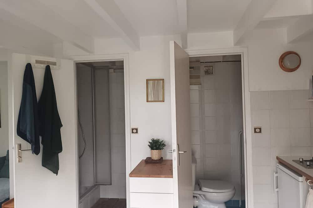 Ganze Wohnung, Ndependent apartment - expectionnal sea view - swimming pool - 4 persons in Morgat, Crozon