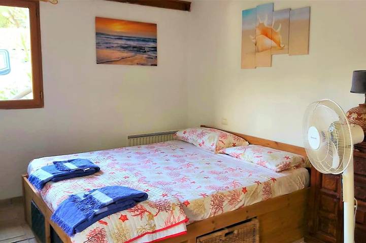 Gîte pour 3 personnes, avec jacuzzi ainsi que jardin et piscine dans les Alpes maritimes - 3