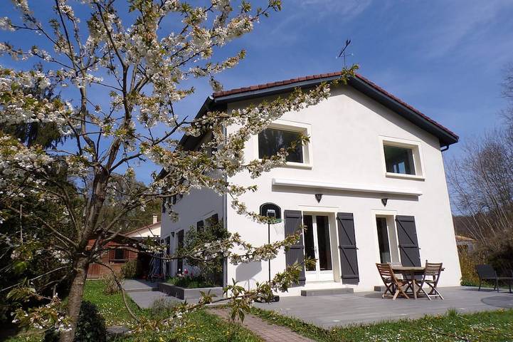 Maison de vacances pour 12 personnes, avec Terrasse et Jardin à Quincieux