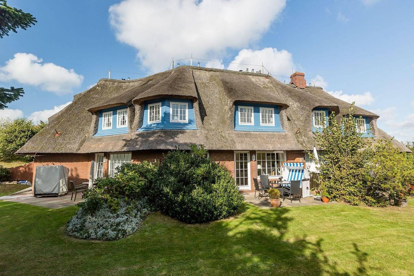 Ganze Wohnung, Moderne Premium Ferienwohnung unter Reet mit Garten, Sauna und Pool in Keitum, Sylt (Gemeinde)