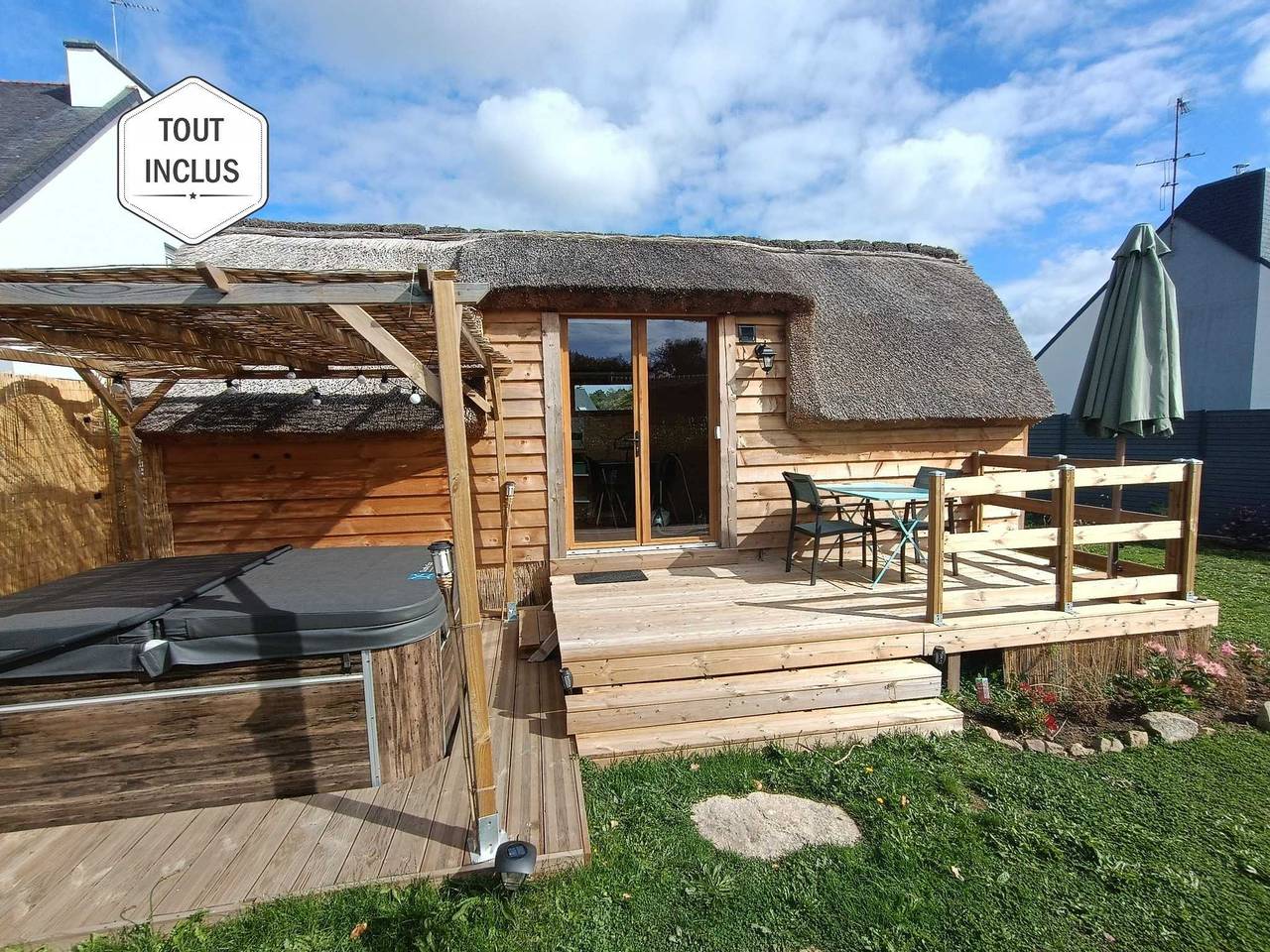 Tiny Chaumière in Riec-sur-Belon, Côte de Cornouaille