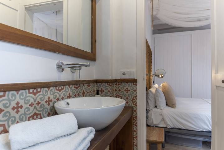 Casa rural para 6 personas, con terraza en Sitges - 4