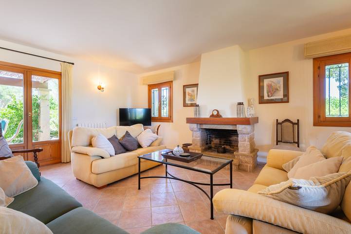 Holiday Villa “Es Vela I” with Ocean View, Mountain View in Muro, North Majorca