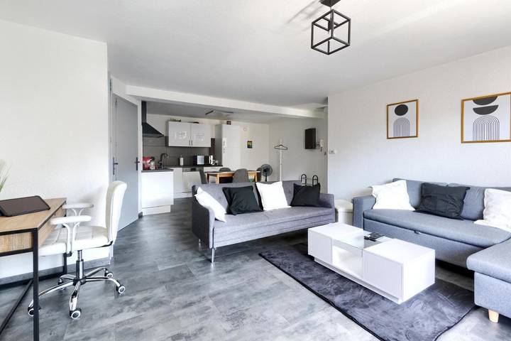 Gîte pour 4 personnes, avec terrasse, animaux acceptés à Stiring-Wendel - 3