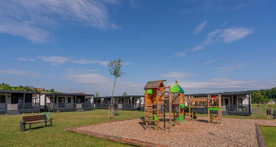 Bungalow für 2 Personen, mit Terrasse und Ausblick in der Steiermark - 2