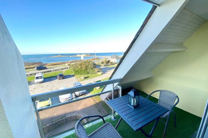 Apartamento entero, Apartamento de vacaciones para 4 personas con terraza in Le Fort-Bloqué, Ploemeur