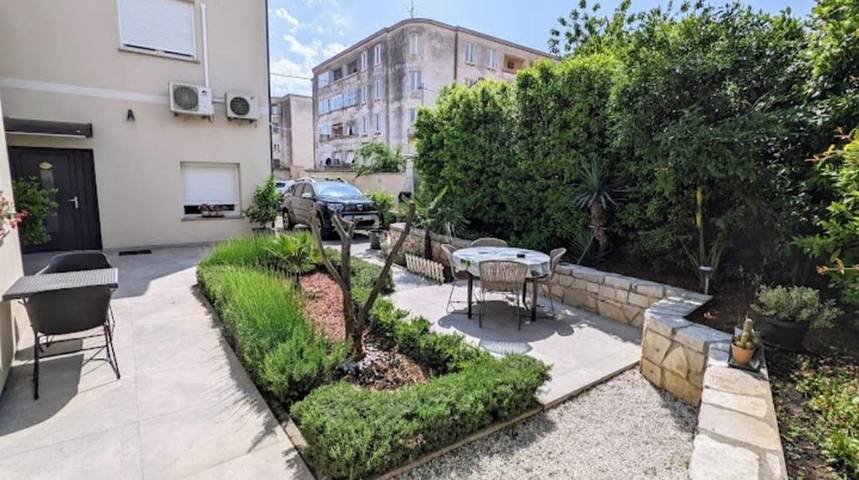 Maison d’hôte pour 5 personnes, avec jardin et vue à Pula - 3