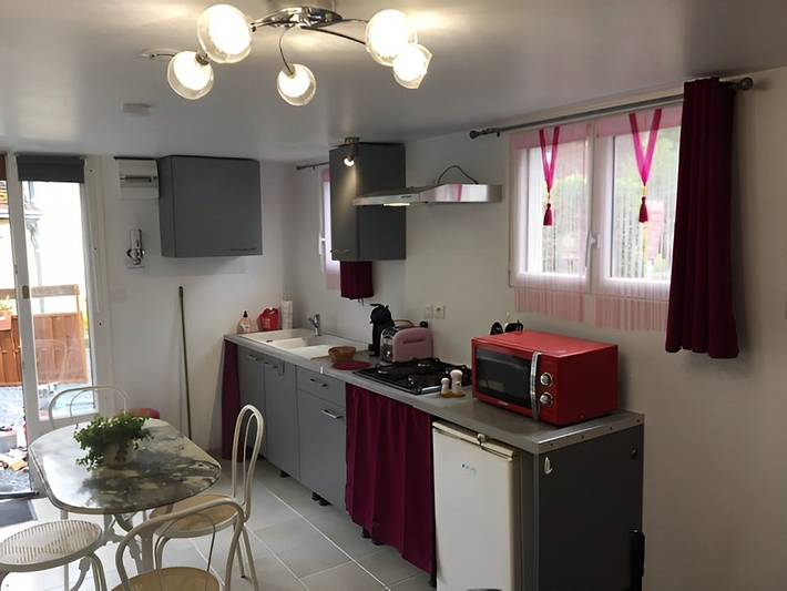 Chalet pour 2 personnes, avec jacuzzi ainsi que jardin et terrasse, animaux acceptés dans Centre-Val de Loire - 4