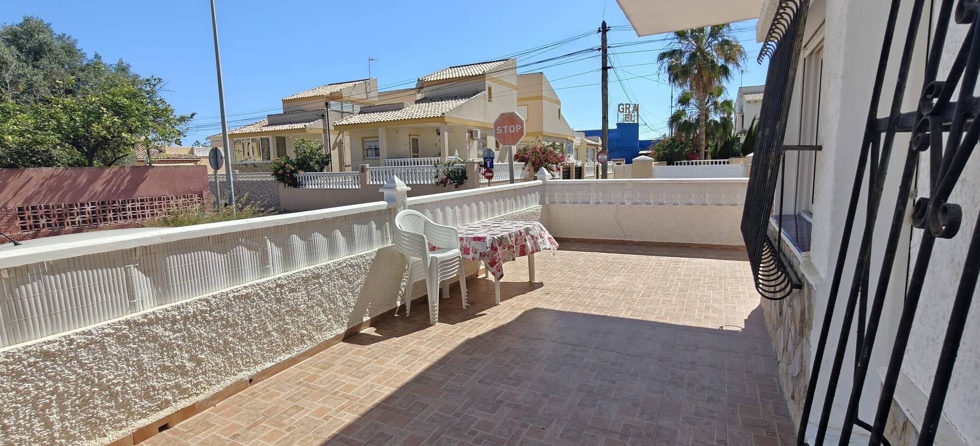 Appartamento intero, Appartamento in Hotel 'Las Calas A' con Piscina Condominiale, Wi-Fi e Aria Condizionata in Las Calas, Torrevieja