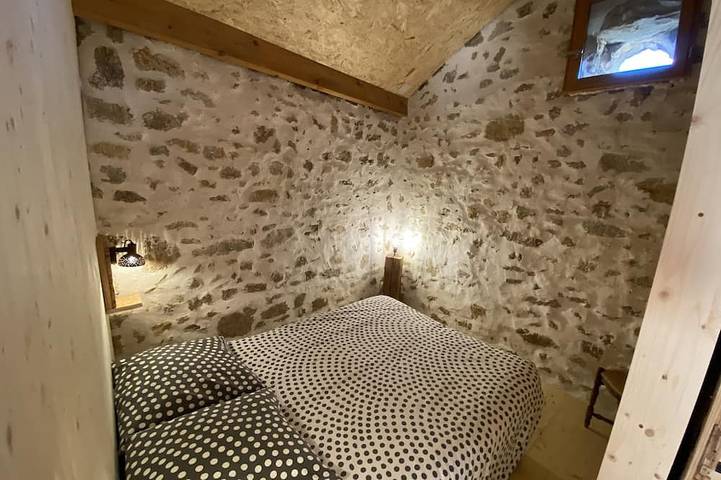Location de vacances pour 11 personnes, avec jardin à Annonay - 2