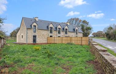 Gîte pour 4 personnes, avec jardin et terrasse à Névez