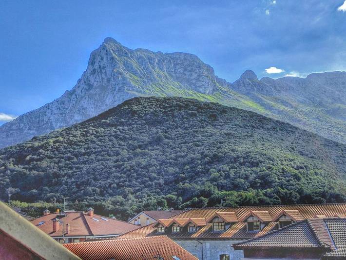 Gîte pour 6 personnes, avec vue et terrasse à Ramales de la Victoria - 2