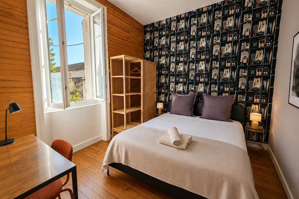 Grande maison pour parenthèse citadine in Angoulême, Charente
