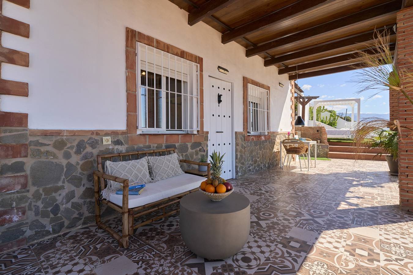 Villa 'Javier' met zeezicht, privézwembad en Balinees bed, foto 13