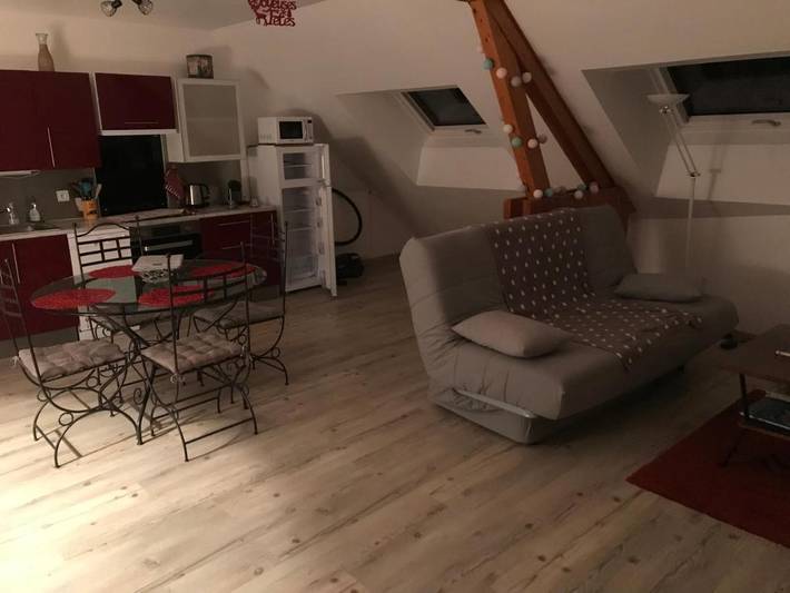 Appartement de vacances pour 4 personnes, avec jardin et vue ainsi que piscine et bassin pour enfant
