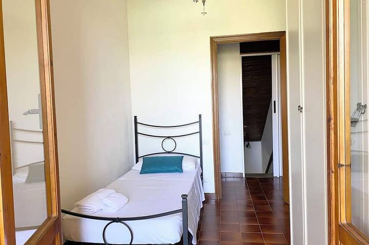 Detached house with 6 beds in Maddalena Spiaggia, Capoterra