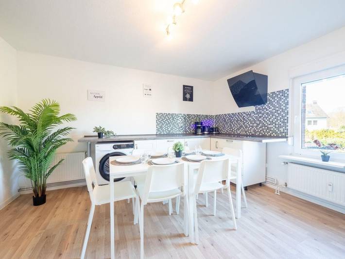 Ganze Ferienwohnung, Monteurwohnung für 7 Personen - 1.Og, 7 Betten in Schwarzenbek in Schwarzenbek, Kreis Herzogtum Lauenburg