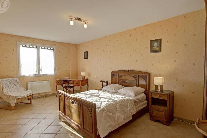 Gîte pour 6 personnes, avec jardin à Saint-Romain-en-Jarez - 2