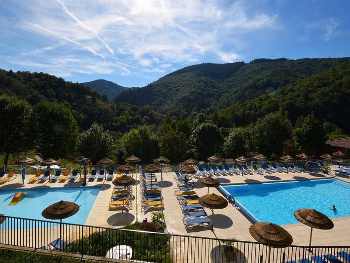 Camping l'Ardéchois - Mobilheim 4 personen - 24.9 m² in Gluiras, Parc naturel régional des Monts d'Ardèche