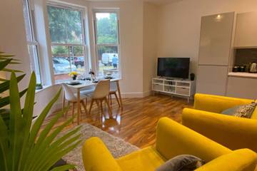 Holiday Rental for 5 People in Bedford, Bedfordshire, Photo 3