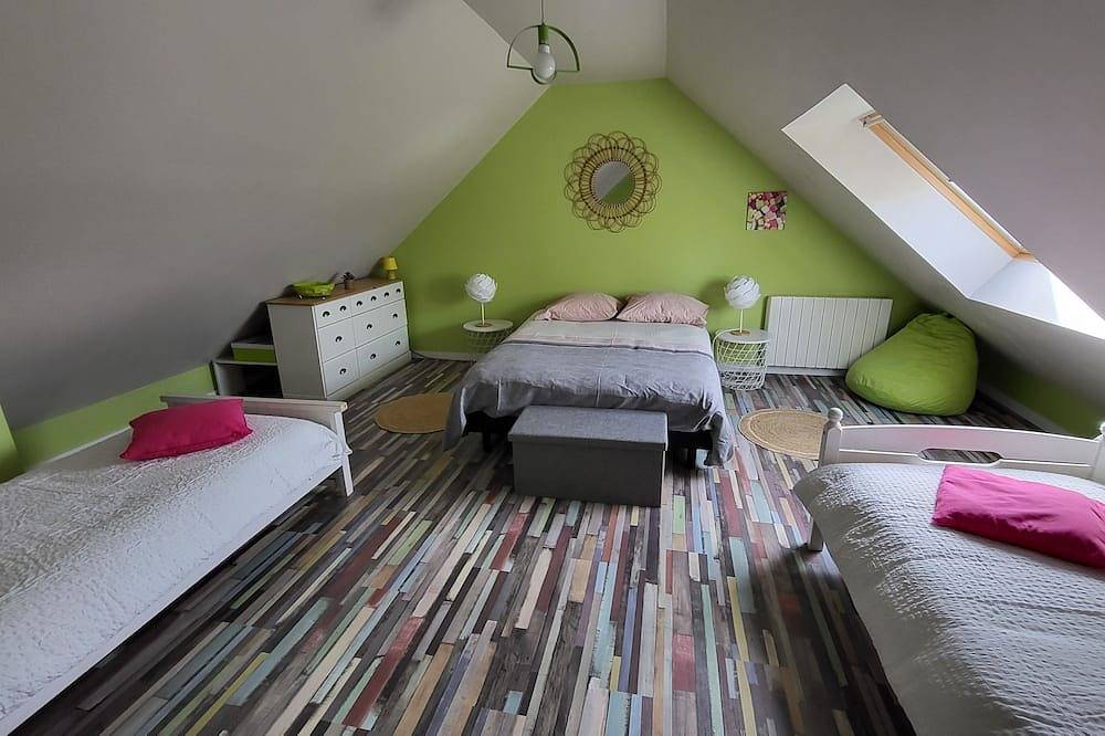 Family house, walking distance to the beach, near St Malo in Saint-Coulomb, Saint-Malo und Umgebung