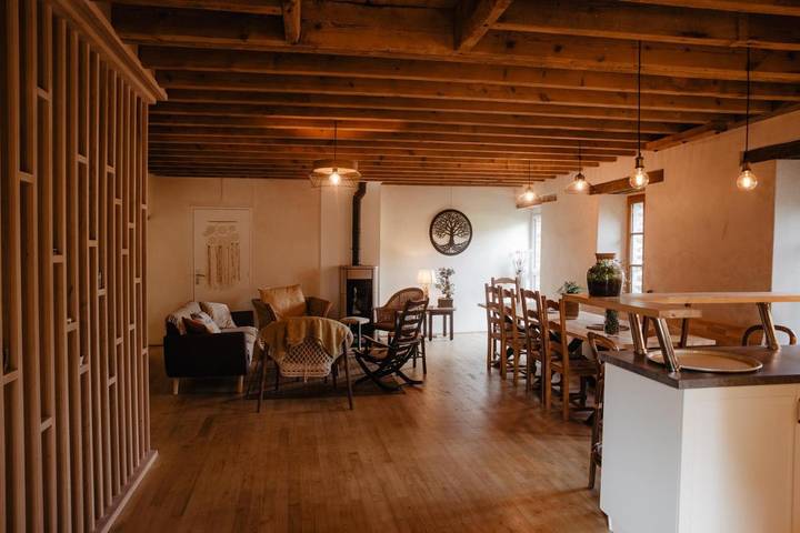 Location de vacances pour 12 personnes, avec vue et jardin à Guer - 2