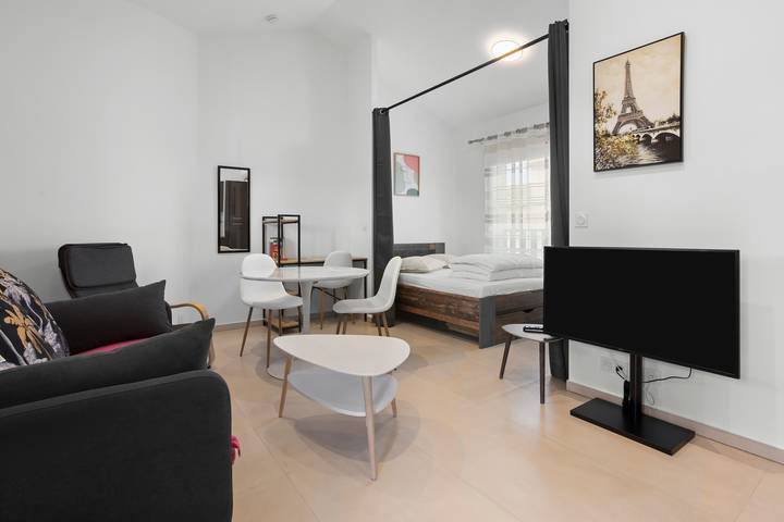 Ferienwohnung für 3 Personen, mit Garten in Frejus