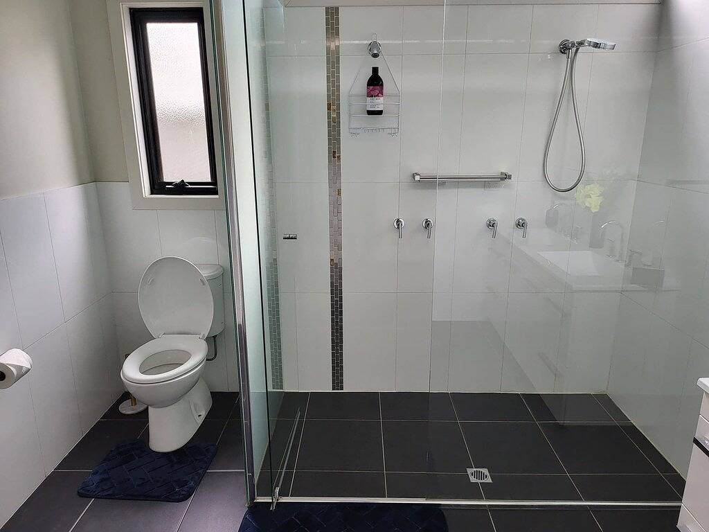 The Stanley. Huge Entertainer. Pool table/table tennis mins from main street. in Ballarat