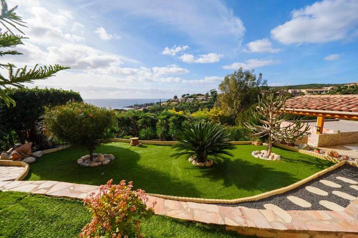 Appartement de vacances pour 4 personnes, avec jardin et terrasse
