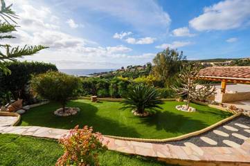 Gîte pour 4 personnes, avec terrasse et jardin dans Plage du Ruppione