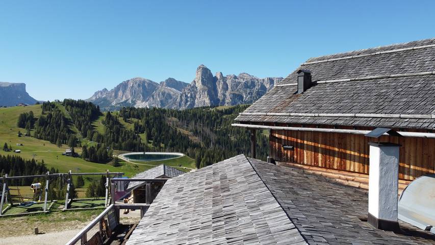 Room 5 with Mountain View in Badia, Dolomiti Superski