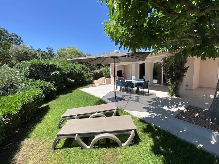 Villa pour 8 personnes, avec Jardin dans Santa Giulia