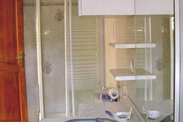 Location de vacances pour 4 personnes, avec piscine et terrasse à Carnoux-en-Provence - 4