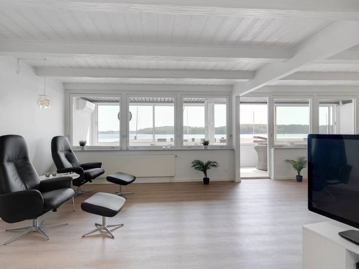 Ganze Wohnung, "Constance" - 50m from the sea in Svendborg