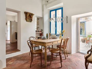 Location de vacances pour 5 personnes, avec jardin dans Riva San Vitale