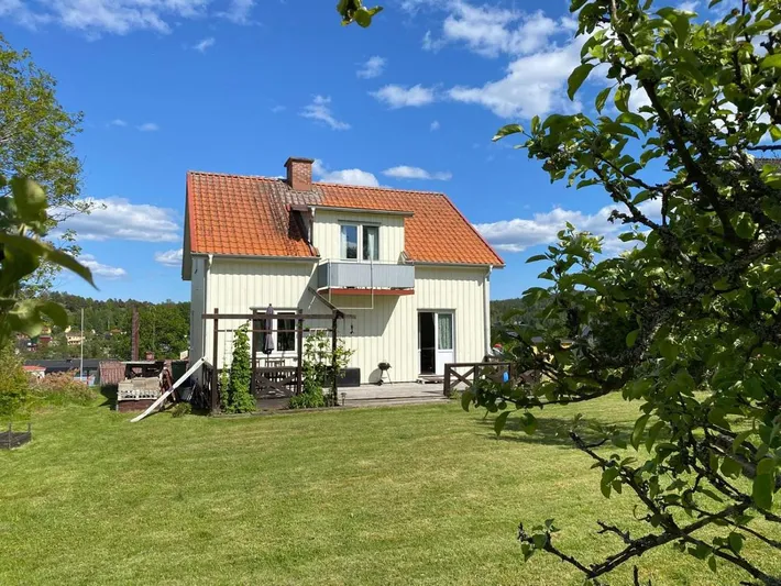 Ferienhaus für 6 Personen, mit Seeblick und Garten sowie Ausblick - 1