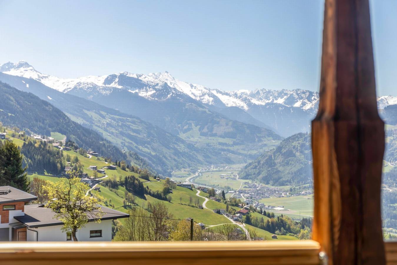 Doppelzimmer Hochzillertal im 2. Stock in Stummerberg, Ski-Optimal Hochzillertal
