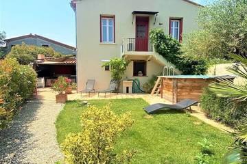Gîte pour 6 personnes, avec jardin à Eus