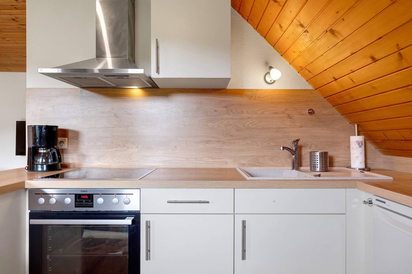 Ganze Wohnung, Ferienwohnung 'Schwarzwaldmädle' mit Naturschwimmbad, Garten und Wi-Fi in Schonach im Schwarzwald, Südschwarzwald