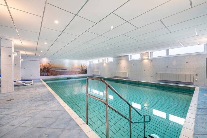 Ferienwohnung für 6 Personen, mit Balkon und Garten sowie Sauna