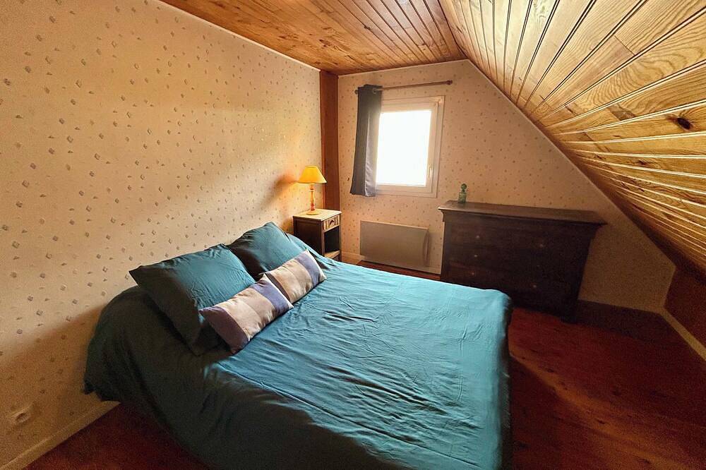 Lovely family house near the sea for 8 in Plestin-les-Grèves, Ceinture Dorée