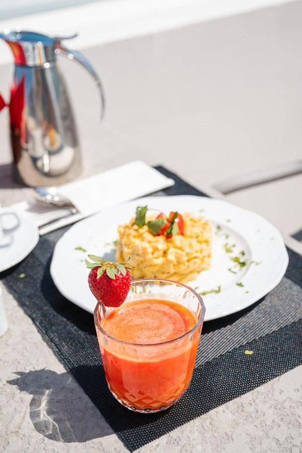 Chambre d’hôte pour 2 personnes, avec piscine et balcon à Oia - 2