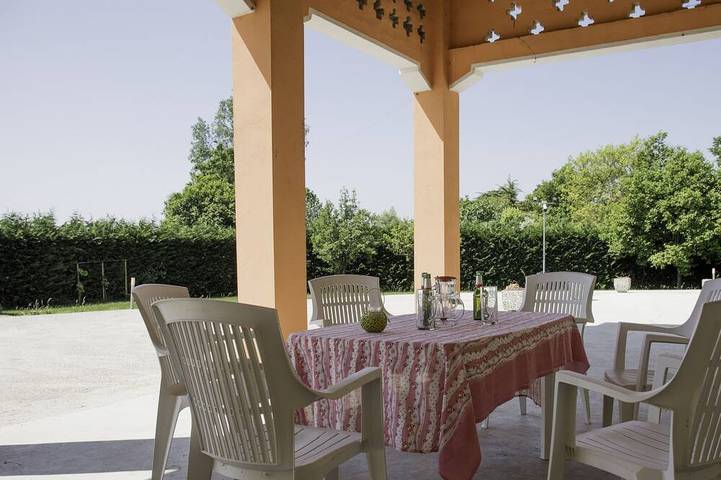 Agriturismo für 12 Personen, mit Sauna und Pool sowie Garten