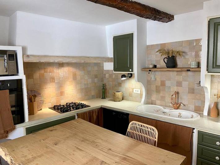 Location de vacances pour 6 personnes, avec vue et terrasse, animaux acceptés à Beaumont-de-Pertuis - 2