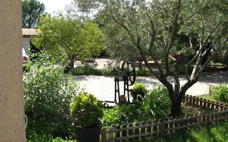 Location de vacances pour 4 personnes, avec jardin et terrasse à Puget-Ville - 3